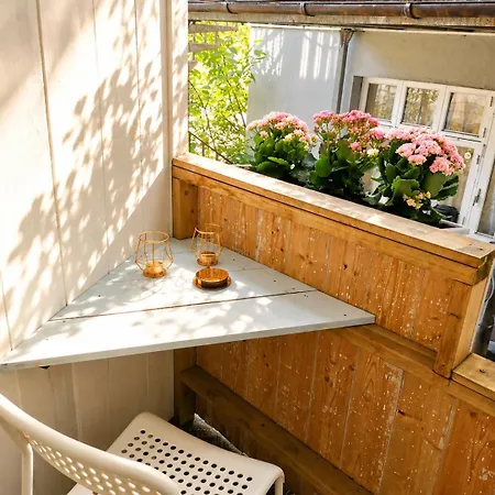 Spacious 3- Bedroom With Unbeatable Location * Μπέργκεν